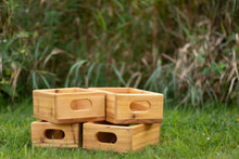 Load image into Gallery viewer, Market Stand