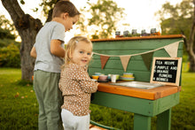 Load image into Gallery viewer, Painted Simple kitchen with backsplash & shelf (Centered)
