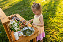 Load image into Gallery viewer, Centered Simple Kitchen with Backsplash (Clear Sinks)