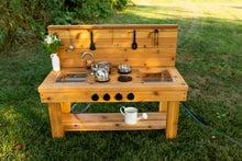 Load image into Gallery viewer, Centered Simple Kitchen with Backsplash (Clear Sinks)