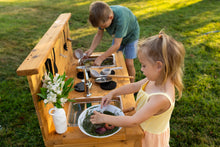 Load image into Gallery viewer, Centered Simple Kitchen with Backsplash (Clear Sinks)
