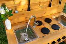 Load image into Gallery viewer, Centered Simple Kitchen with Backsplash (Clear Sinks)

